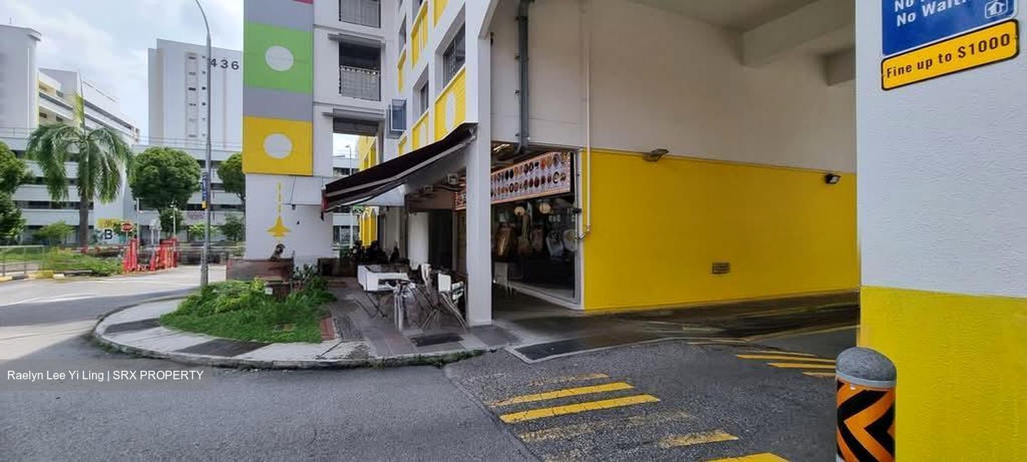 Tampines Street 44 (D18), Shop House #578502471